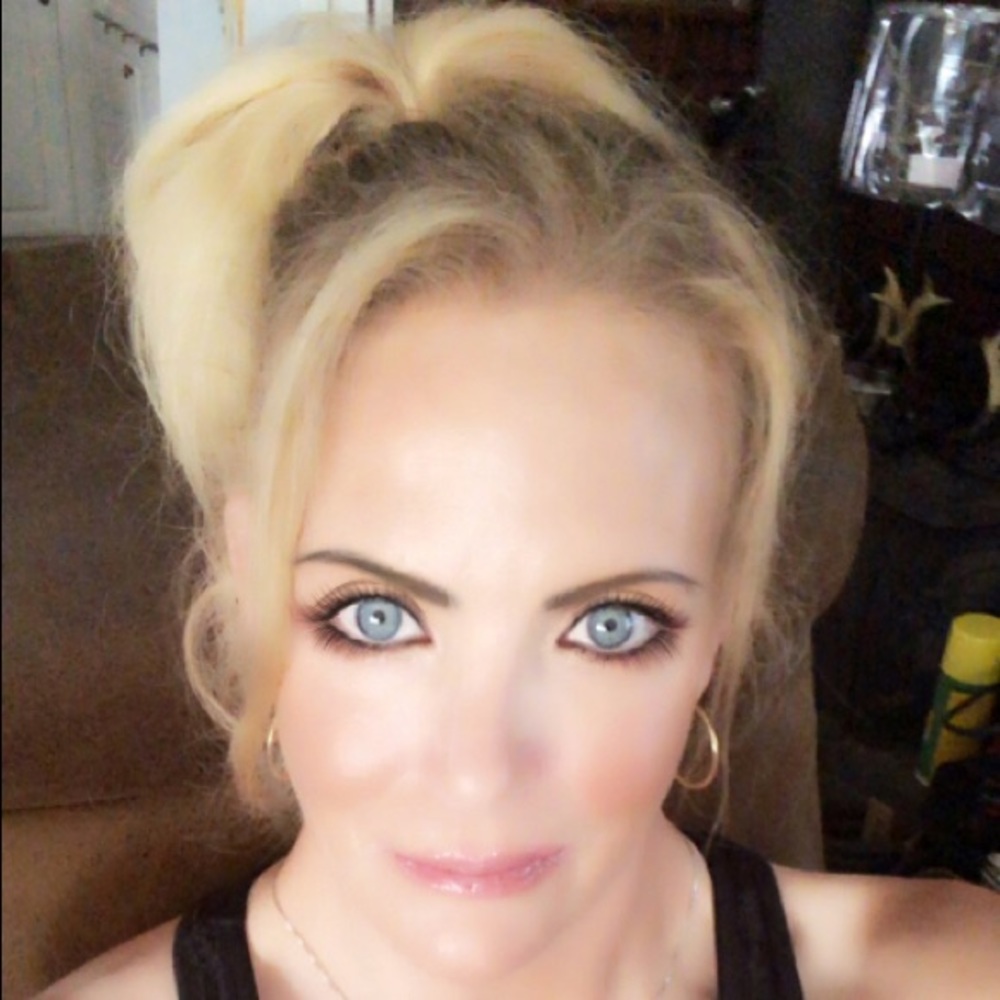 Meet your Posher, Kathleen